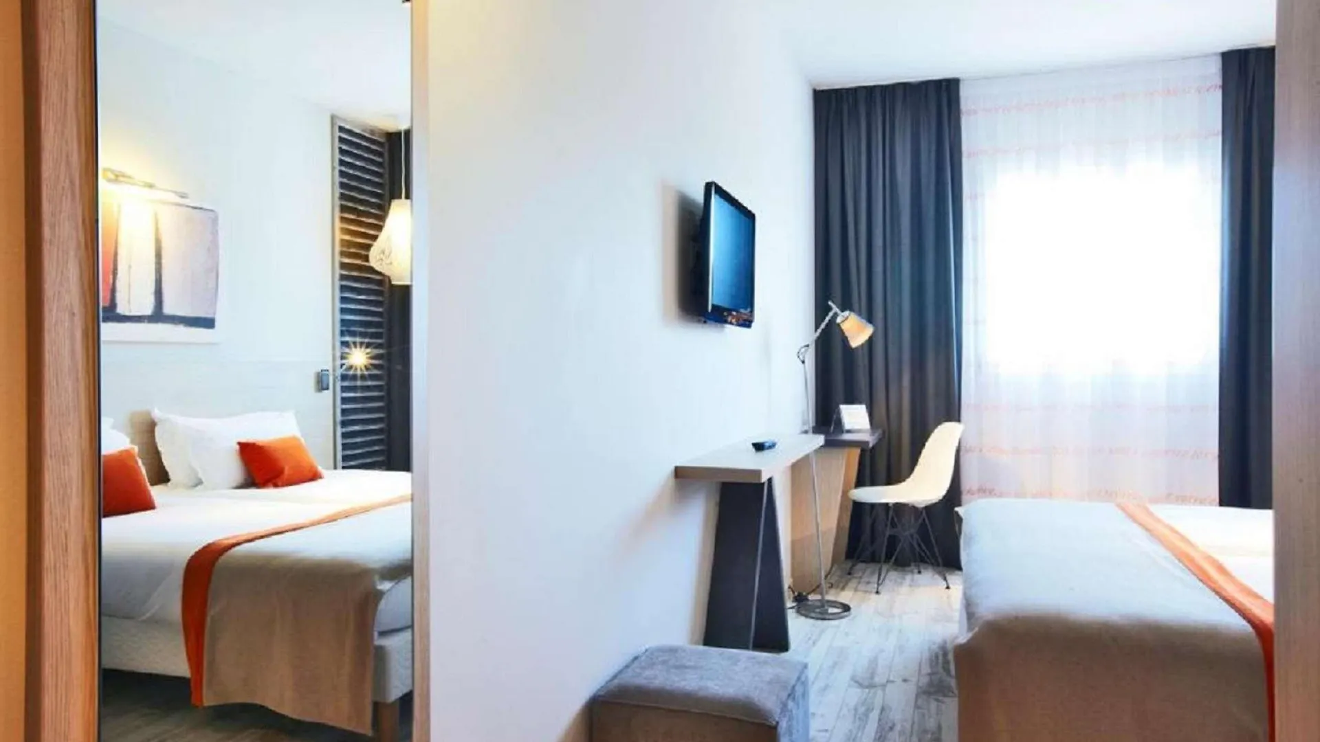 Kyriad Prestige Vannes Centre-Palais Des Arts