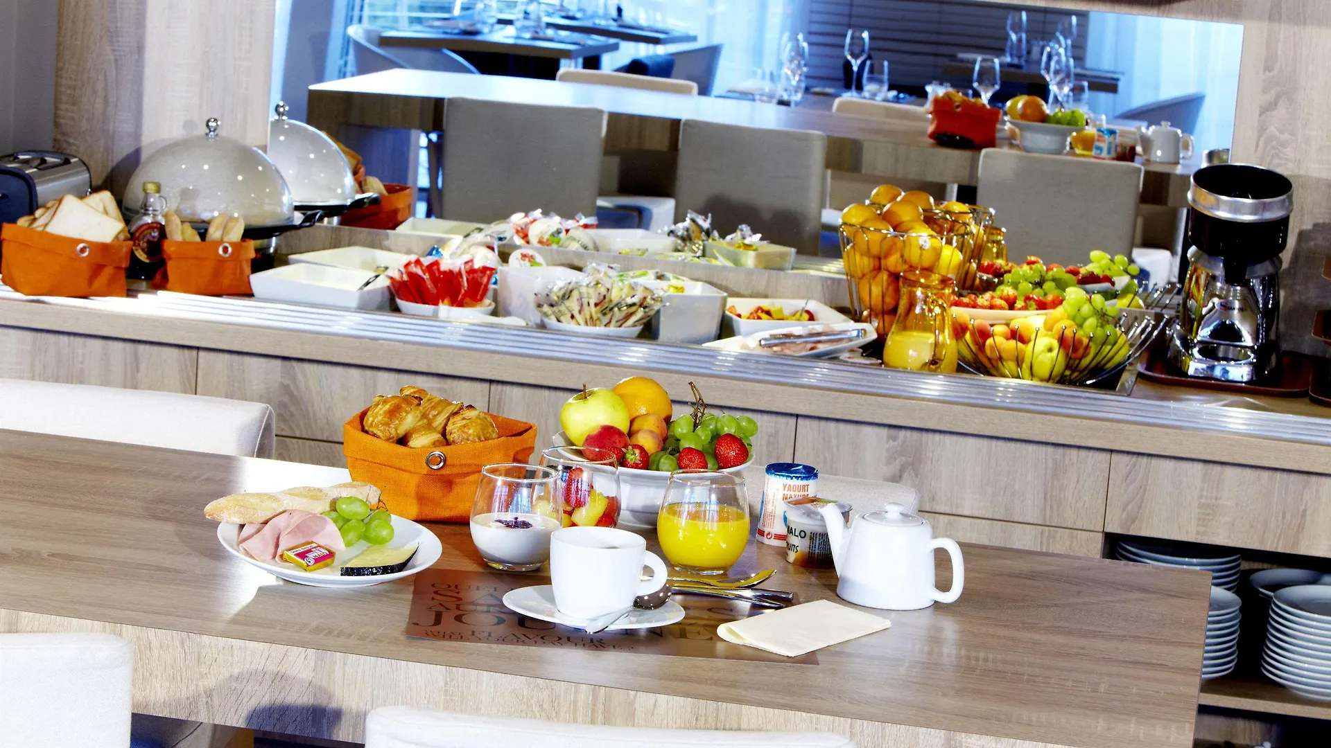 Hotel Kyriad Prestige Vannes Centre-Palais Des Arts