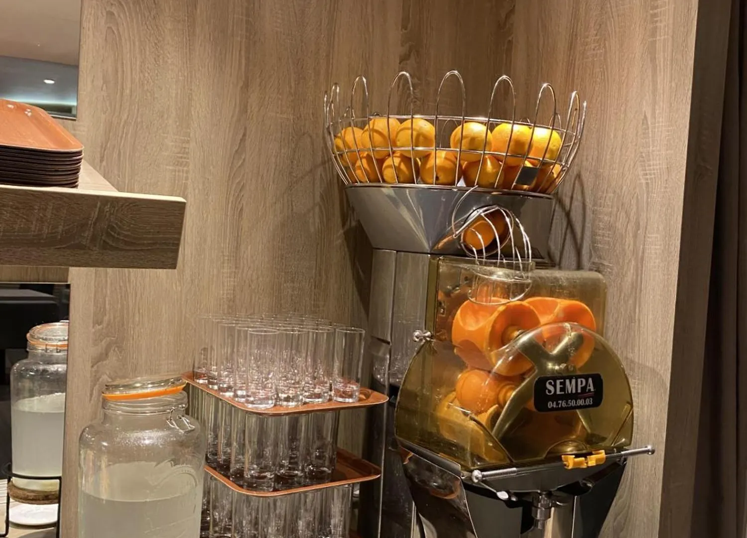 Kyriad Prestige Vannes Centre-Palais Des Arts 4*,  Francia